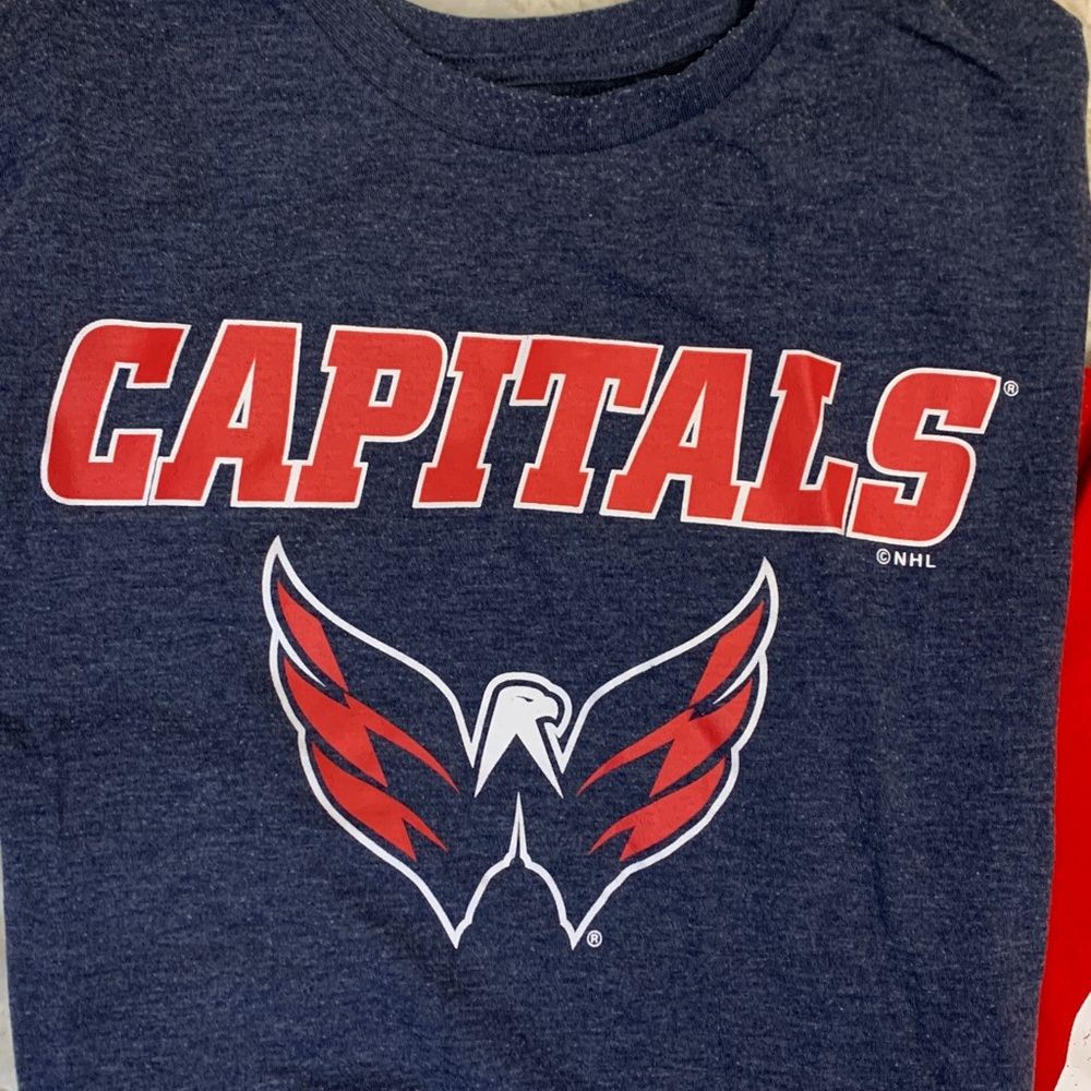 3 Washington Capitals Tee Shirts Men’s Size XL Bundle - Picture 2 of 5